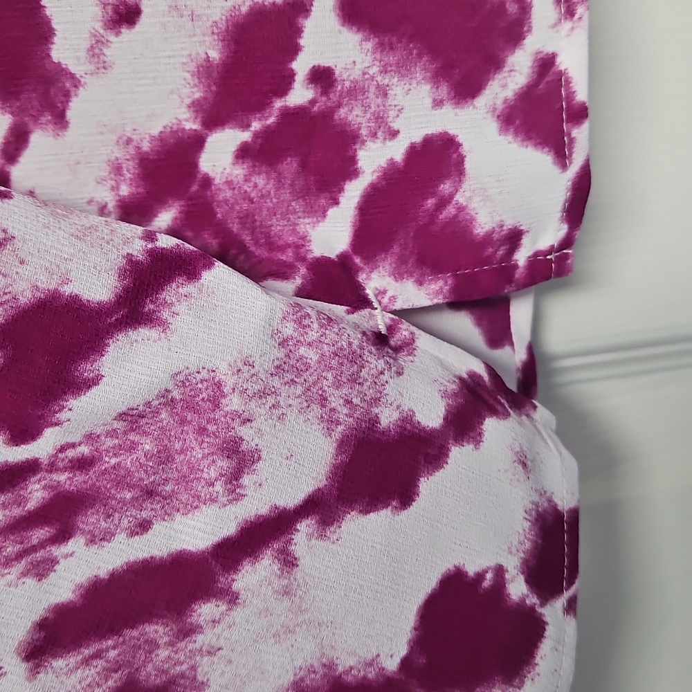 Investments 3/4 Sleeve Collared V-neck Hidden Button Front Top: Tie Dye: 1X - Picture 9 of 14